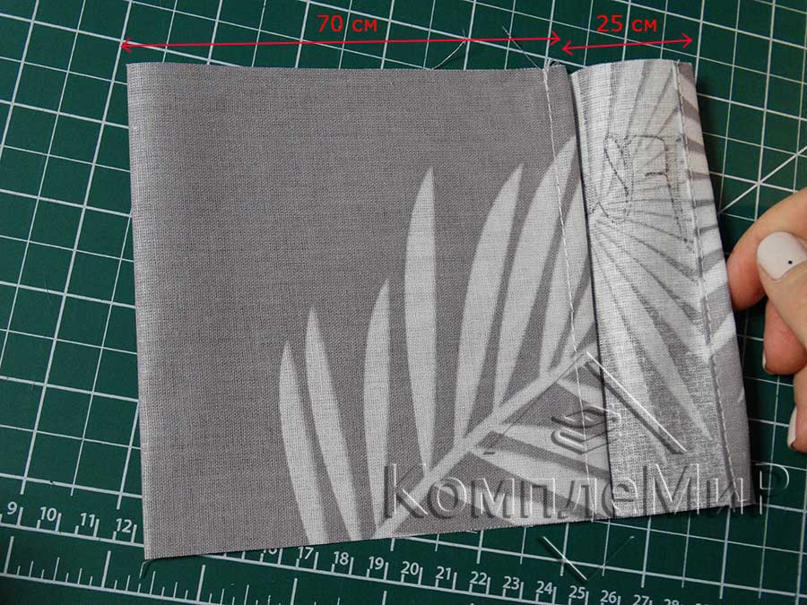 sewing pillowcases - kinks - sketch
